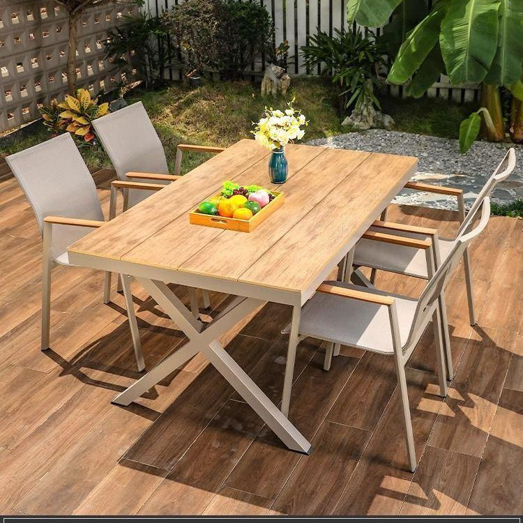 outdoor dining set